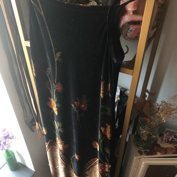 SOLD Y2K Velour Floral Maxi Dress - Picture 3 of 4